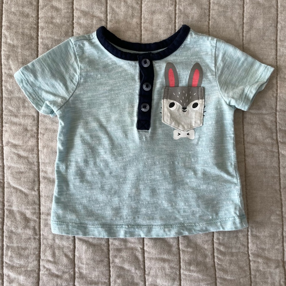 Old Navy Blue Tee With Bunny On Pocket